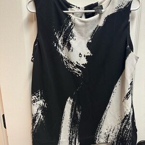 Donnakaran Abstract Black and White Women's Top size L/ NWOT B114